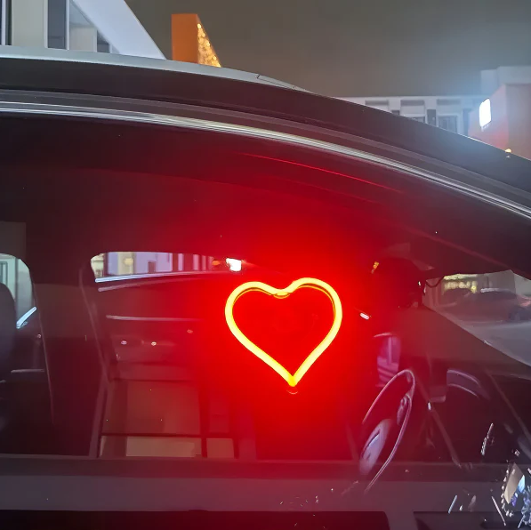 Dazzlestore Kalpli LED Atmosfer Lambası